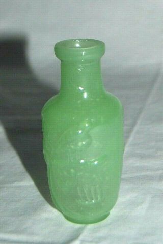 Fabulous Vintage Miniature Natural Green Jade Vase Bottle 20th Century 3.  5 " H