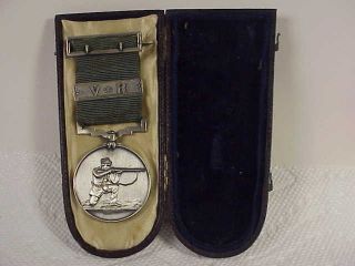Antique British Marksman Medal Oct 1861 Queen Victoria Rifles Presentation Case