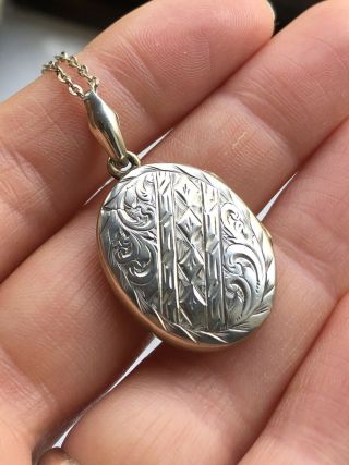 Antique Victorian Silver Front And Back Locket And Chain Etched Decoration 6