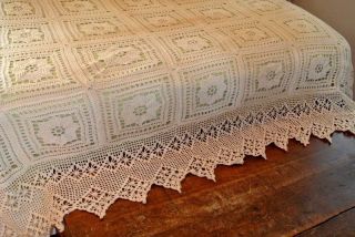 Antique Hand Crafted Crotched Full/Queen Tea Stained Coverlet Bedspread 88 X 94 3