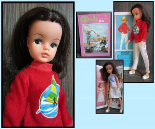 Vintage Sindy Doll,  Brunette,  With Her 1984 Annual Book,  80 Ths Clothes
