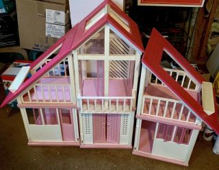 Barbie Vintage Dream House A Frame Pink - Various Parts As Pictured