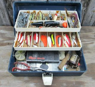 Vintage Old Pal Tackle Box Filled With Vintage Fishing Lures Minnows Spoons