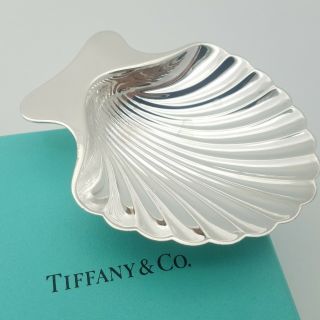 Tiffany & Co.  Makers Sterling Silver Sea Shell Candy Nut Dish Bowl Tray W/ Box