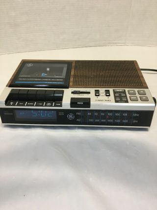 Vintage Ge General Electric 7 - 4956a Am - Fm Cassette Tape Player Alarm Clock Radio