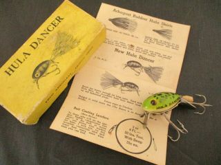 Vintage Fred Arbogast Hula Dancer Green Fishing Lure 5/8 Oz & Booklet