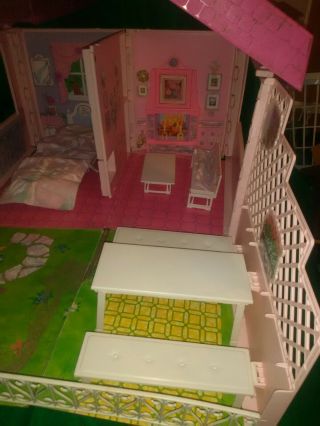 Barbie Fold N Fun Doll House Carry Case Mattel 1992 Vintage 2