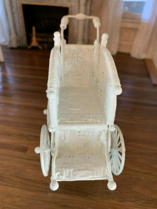 1980s Miniature Dollhouse Artisan Wicker Victorian Baby Pram Stroller ENGLAND 7