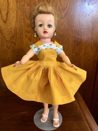 Vintage 1959 Ideal Doll 
