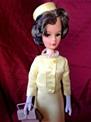 Vintage 1962 Plated Molded Arts 15 in Fashion Doll Jackie Kennedy Look 4