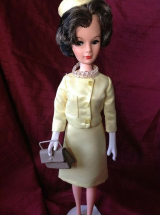 Vintage 1962 Plated Molded Arts 15 in Fashion Doll Jackie Kennedy Look 6