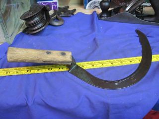 Sickle Hand Scythe Corn Cutter Farm Tool Reaper Steel Rusted 16 " Usa