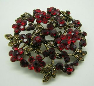 Antique Gold Tone Ruby Red Rhinestone Flower Circle Brooch Pin Filigree Vtg Mz