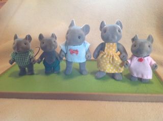 Calico Critters/sylvanian Forest Families Vintage Baerenwald Thistlethorn Mice