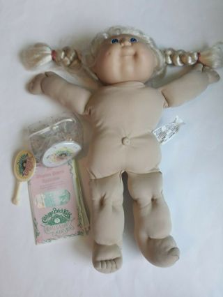 Vintage Cabbage Patch Kid Doll Girl Cornsilk With Birth Certificate Papers Hazel