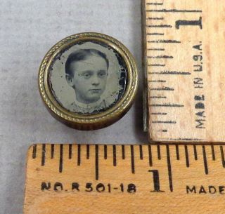Tintype Antique Button 14,  1800s Young Girl Close - Up,  Set In Metal,  Drum Style