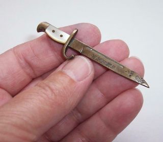 Antique/vintage Wwi Trench Art Miniature Ypres Bayonet Brooch Badge Decoration