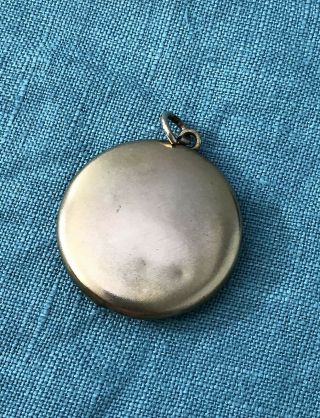 Antique JJS Victorian/ Art Nouveau Round Gold Filled Locket with photo of Man 2
