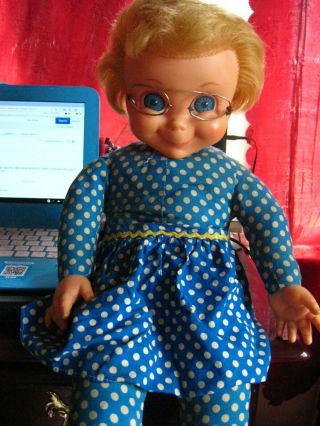 Vintage 1967 Mattel Mrs Miss Beasley Family Affair Doll Apron Needs Tlc