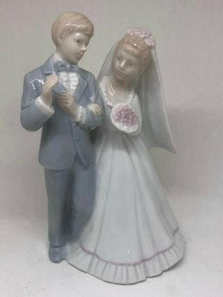 Vintage Ceramic Porcelain Bride & Groom Wedding Cake Topper 5.  25 " Japan Rr Roman
