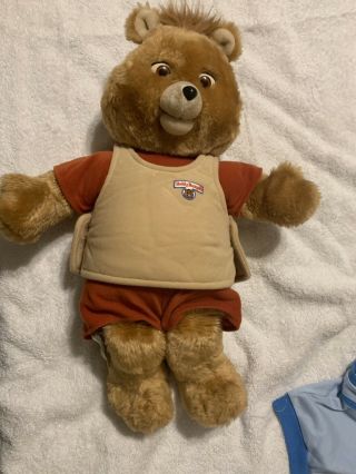 1984 - 85 Vintage Teddy Ruxpin Bear With Books,  Tales,  & Outfits,  Good Cond. 2