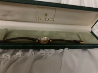 Vintage Gucci Ladies Quartz Watch With Band And Buckle