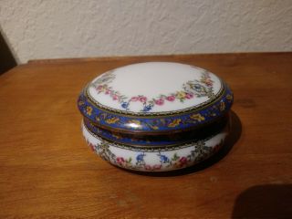 Antique French Ahrenfelot Porcelain Powder Jar Dish Box.  Cira 1894 - 1930.