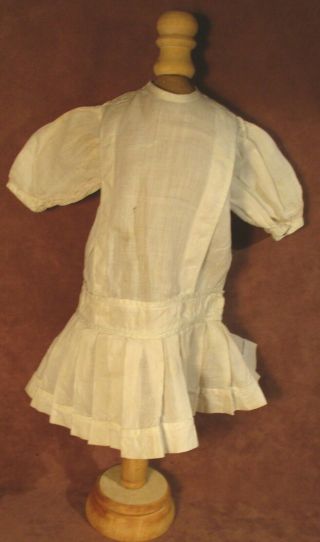 Vintage Doll Dress For 18 " - 20 " Bisque Doll - Ivory Cotton W/pleated Skirt