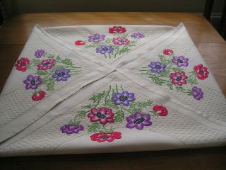 Gorgeous Vintage Linen Tablecloth Embroidery Flowers & Trellis