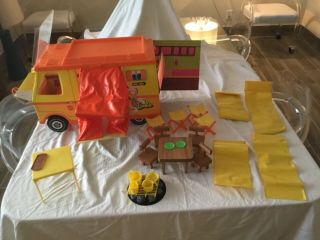 Barbie Country Camper And Accessories (1970)