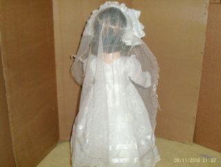 50 ' s vintage 15 in.  composition jointed ROBERTA bride doll 5