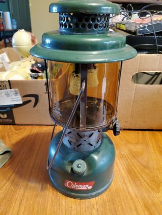 Vintage Coleman 220 E 2 - Mantle Lantern 8 - 62 Sunshine Of The Night Flint Igniter