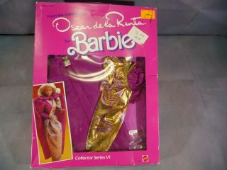 Vintage 1984 Barbie Oscar De La Renta Collector Series Vi Purple Gold