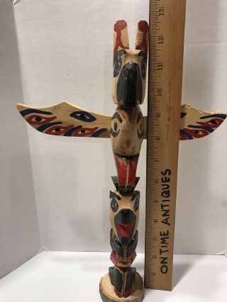TOTEM POLE.  OJIBWA 1960 ' S.  Hand - Carved & Painted.  12 