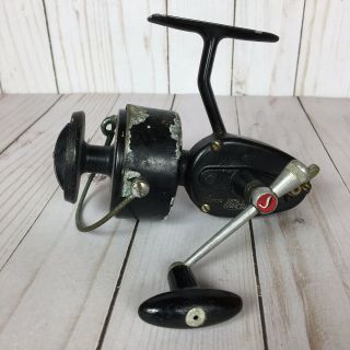 Vintage Garcia Mitchell 300 Spinning Reel Made in France Plus EXTRA SPOOL & CASE 2