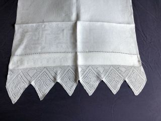 Lovely Vintage White Irish Linen Damask Huckaback Hand Towel Knitted Edgings