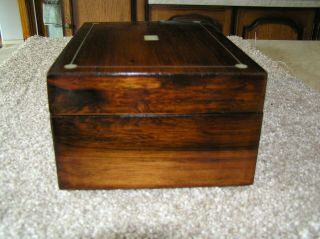ANTIQUE VICTORIAN ROSEWOOD JEWELLERY/TRINKET BOX WITH MOP & PEWTER STRINGING. 4