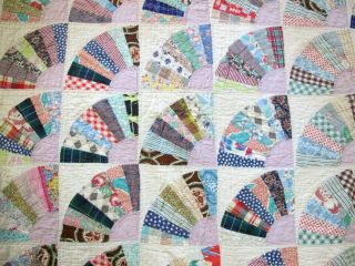Vintage Feed Sack Hand Sewn GRANDMOTHER ' S FAN Thin Quilt,  Needs TLC; TWIN 5