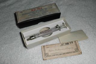 Vintage B - D Yale Glass Syringe 2cc Luer Tip Hypodermic 2ym 1948 Orig.  Box