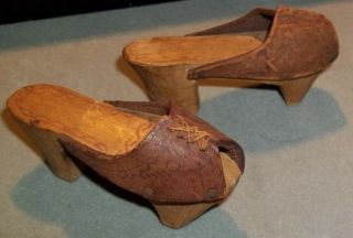 Vintage Hand Carved Wood & Leather Doll Shoes Or Salesman Sample Block Asian