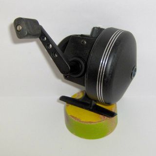 Vintage Johnson " Sprint " No.  235 Spin Casting Reel - Made In U.  S.  A.  Ex,