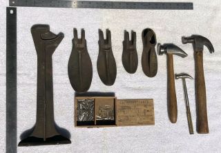 Vintage Cast Iron Shoe Cobbler Anvil Repair Stand Hammers Nails Warranted