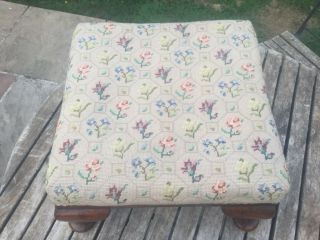 ANTIQUE QUEEN ANNE YEW FOOT STOOL WITH EMBROIDERY STITCH WORK OF FLOWERS 7