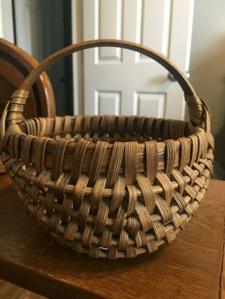 SMALL VINTAGE WOVEN BUTTOCK EGG BASKET GOD ' S EYE SUPPORT BENTWOOD HANDLE PRETTY 3