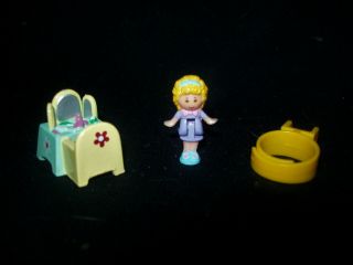 Euc 100 Compete Vintage Polly Pocket Dressing - Up Time With Polly 1989 (green)