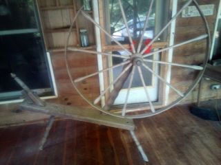 Antique Spinning wheel 2