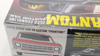 AMT Phantom Ford Econoline Custom Van 1/25 Model Kit - / Box 8