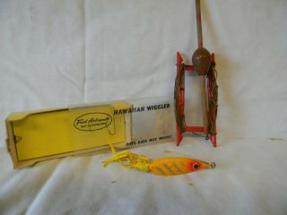 Vintage Fred Arbogast Hawaiian Wiggler Fishing Lure W/box