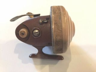 Vintage Wright & Mcgill Eagle Claw Ec - 88 - B Spincasting Fishing Reel Made In Usa