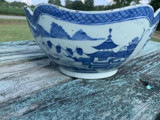 Antique Chinese Blue and White Porcelain Bowl City Scene Large Heavy Mountains 4